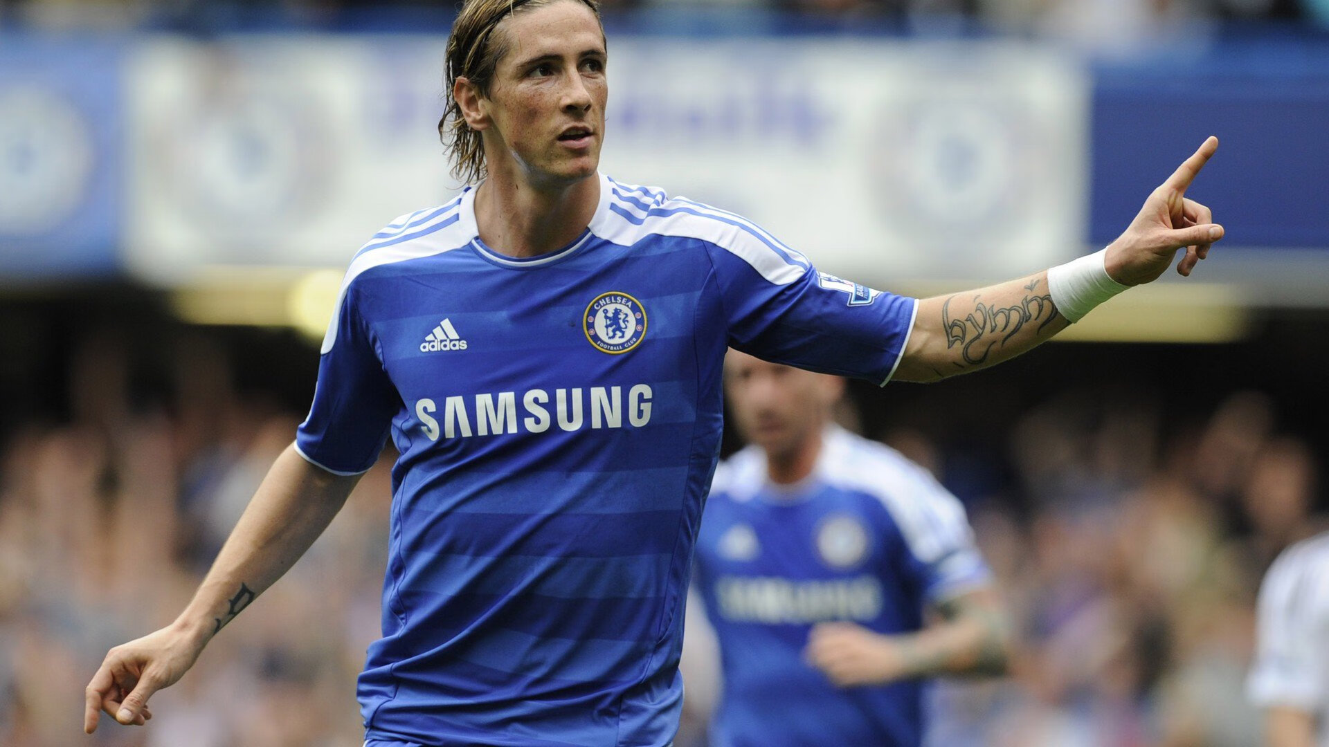 巴西骑手丽莎·卡瓦略在巴黎奥运会盛装舞步比赛中获得第十名，展现出色表现。